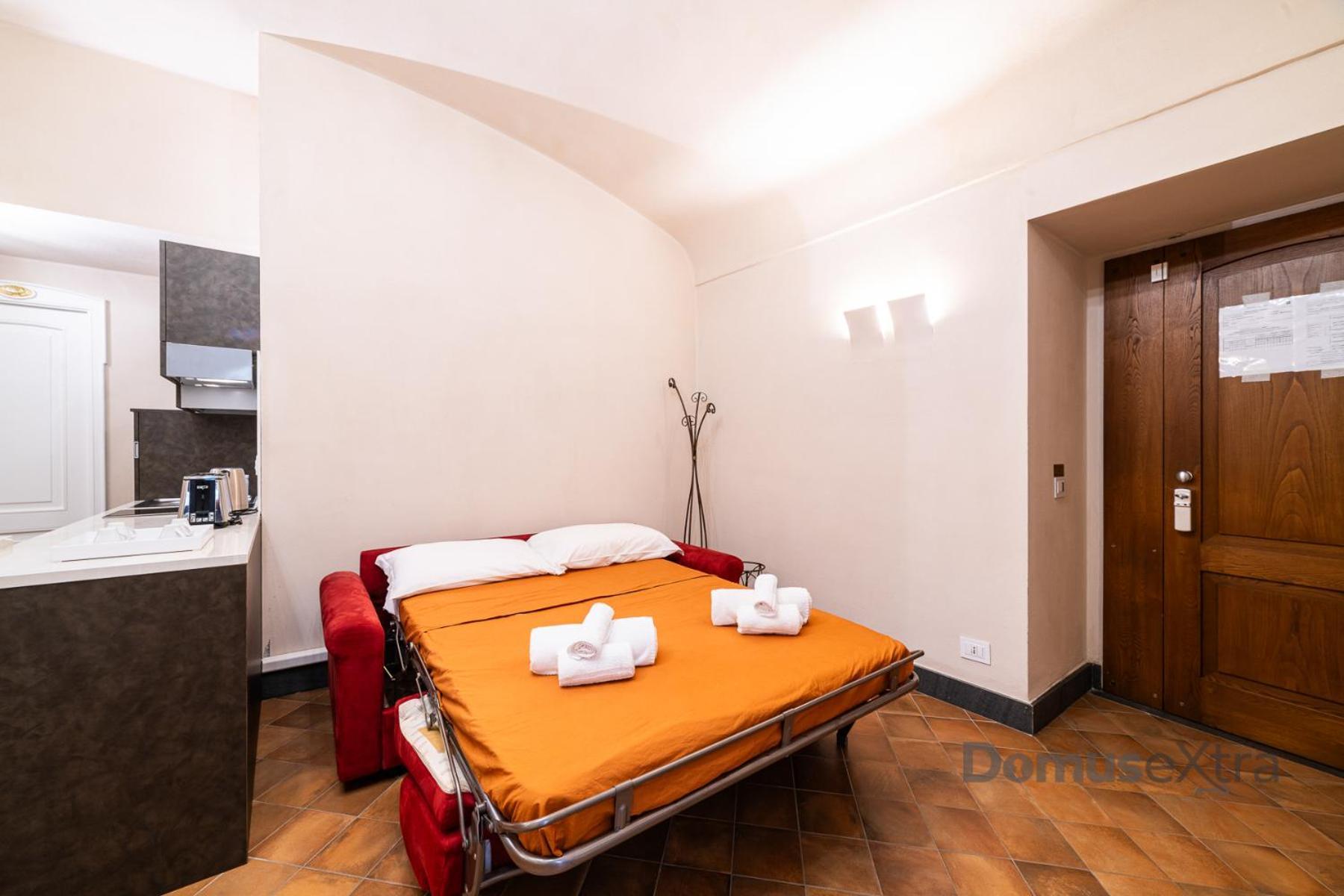Piazza San Domenico Suite By Domusextra Неаполь Экстерьер фото